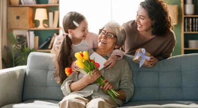 Canapea cu 2, 3 sau 4 locuri? Cum alegi dimensiunea ideală pentru familia ta