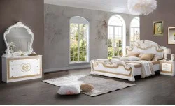 Dormitor Clasic Paloma Bianco Gold cu Dulap 4 Uși