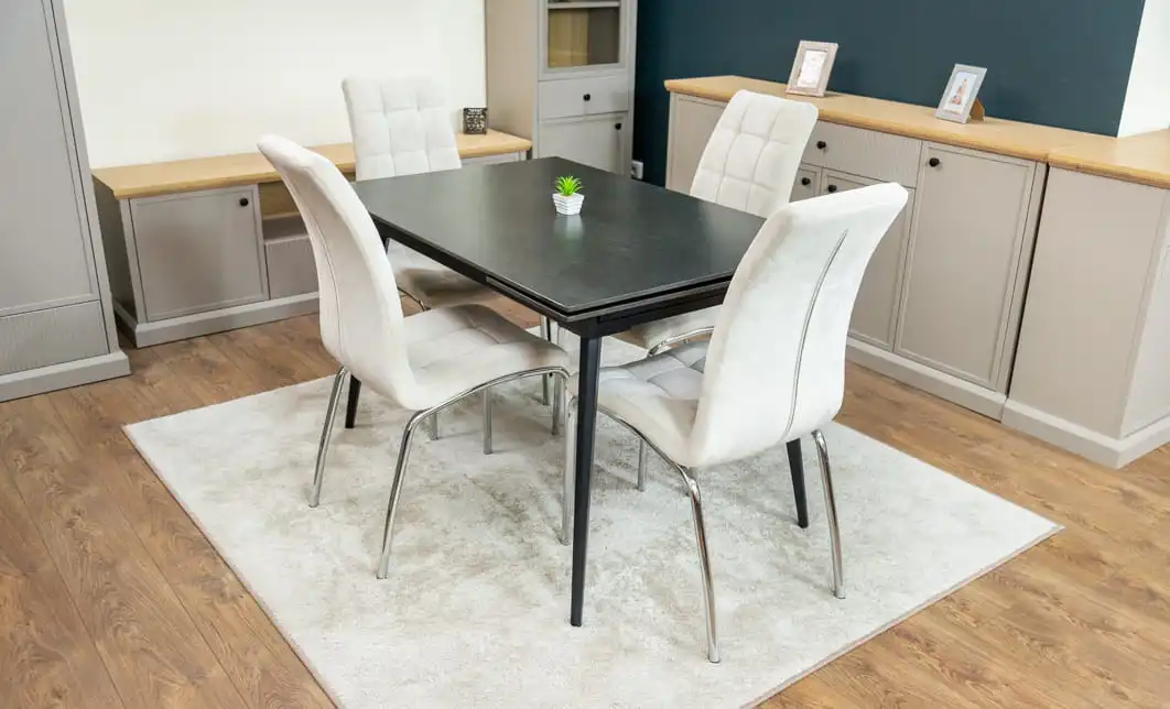 Set Masă Living Extensibilă DTM0101 Blat Ceramic Gri cu 4 Scaune Tapițate F630 Bej