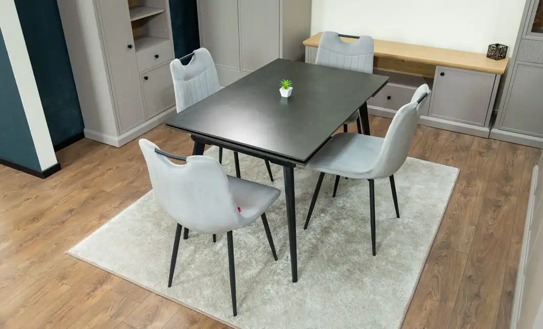 Set Masă Living Extensibilă DTM0101 Blat Ceramic Gri cu 4 Scaune Tapițate KJC0358 Gri 6