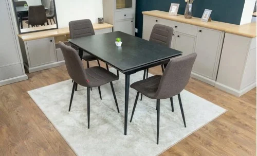 Set Masă Living Extensibilă DTM0101 Blat Ceramic Gri cu 4 Scaune Tapițate KJC5341 Maro