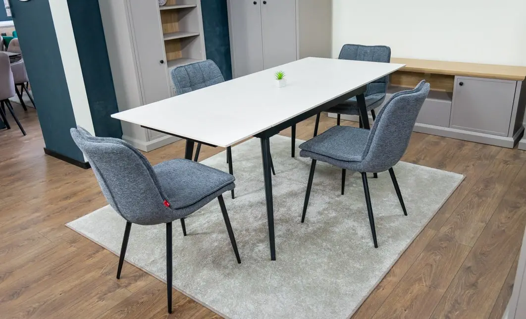Set Masă Living Extensibilă DTM0101CS Bej cu 4 Scaune DCM2001AF Gri 4