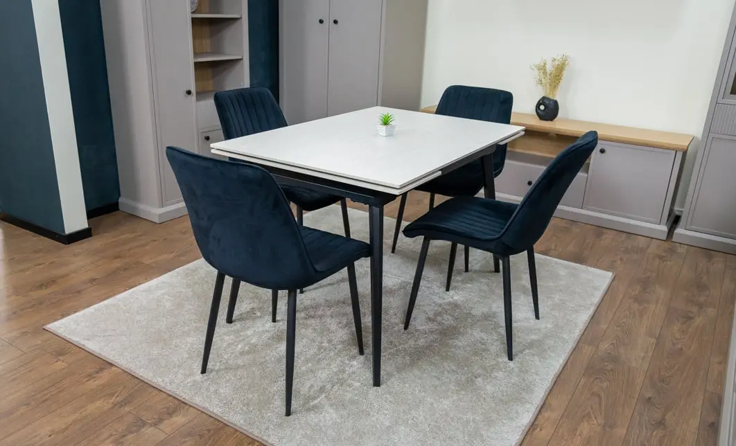 Set Masă Living Extensibilă DTM0101CS Bej cu 4 Scaune Tapițate KJC176 Negru