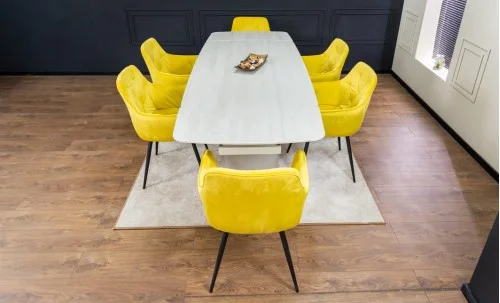 Set Masă Living Extensibilă DTM0405CS Blat Ceramic Bej cu 6 Scaune Tapițate KJC38 Galbene