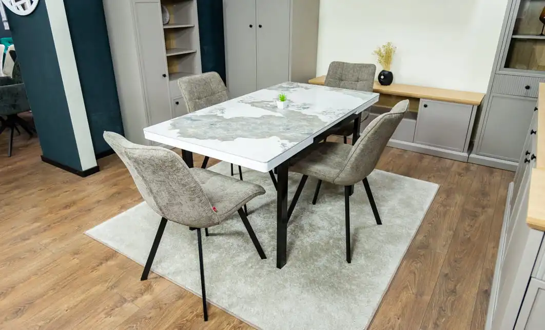 Set Masă Living Extensibilă Blat Ceramic KJT416 / DT018 Alb-Cappuccino cu 4 Scaune DCM1801CF Verzi