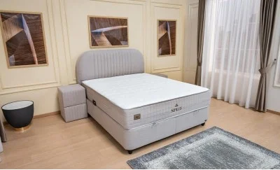 Set Pat Tapitat cu Saltea si Somiera Split Gri Deschis, 160x200