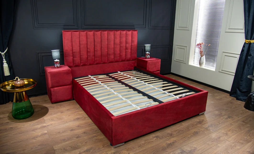 Pat Tapitat Klaus 2, roșu/somieră pal, 140x200 1