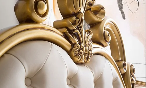 Dormitor Clasic New Grace Gold cu Dulap 4 Uși