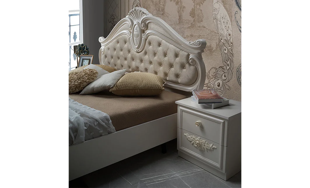 Dormitor Clasic Nora cu Dulap 6 Uși 5