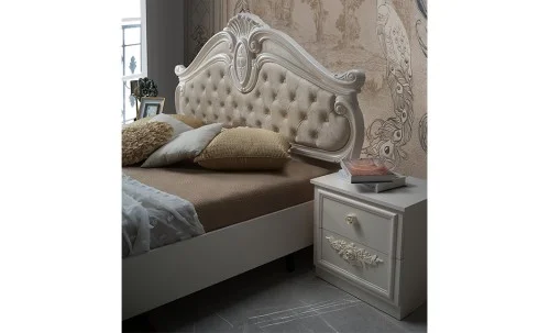 Dormitor Clasic Nora cu Dulap 6 Uși