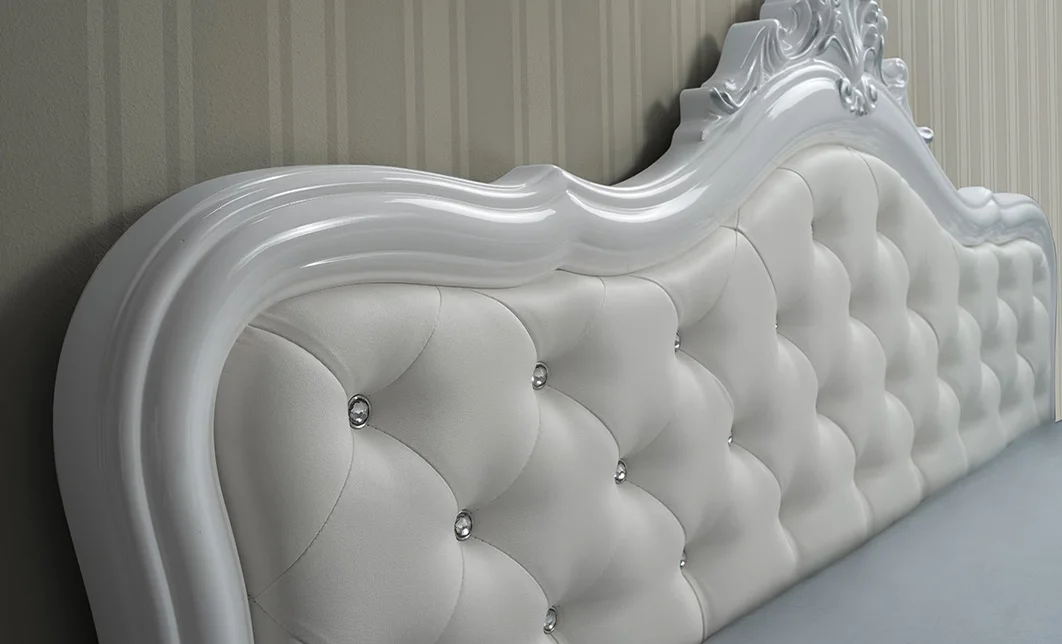 Dormitor Clasic Luisa Bianco Silver cu Saltea, Somieră și Dulap 4 Uși Incluse 4