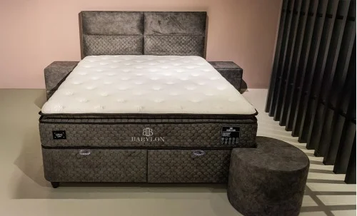 Pat Tapitat Babylon 160x200