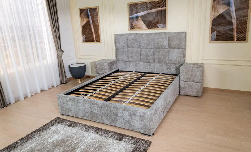 Pat Tapitat Klaus 3, bej deschis/somieră metal, 140x200 2