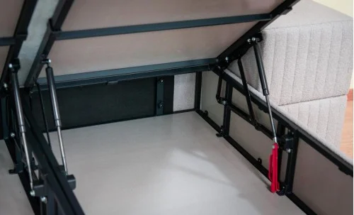 Set Pat Tapitat cu Saltea si Somiera Split Gri Deschis, 160x200