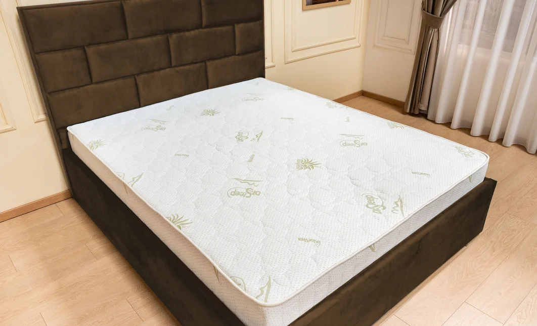 Set Pat Tapițat Mexico cu Saltea Bonell Aloe Vera și Somieră Rabatabilă, Maro 140x200