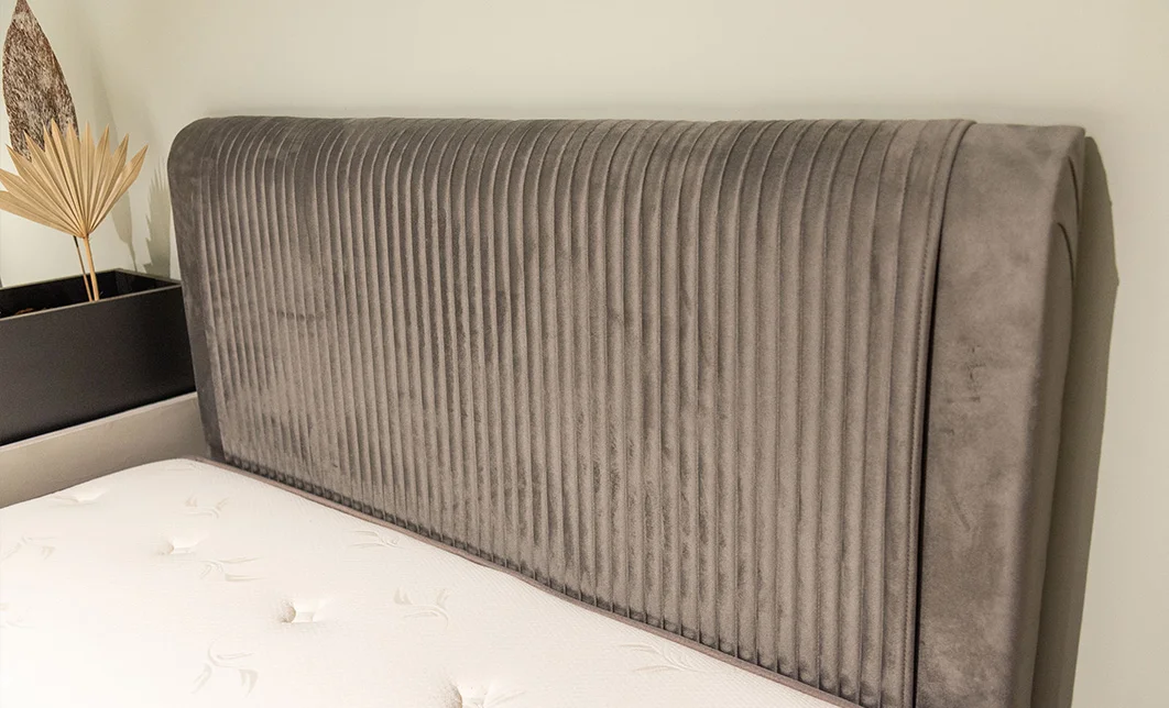 Set Pat Tapitat cu Saltea Bella Grey 140x200 7